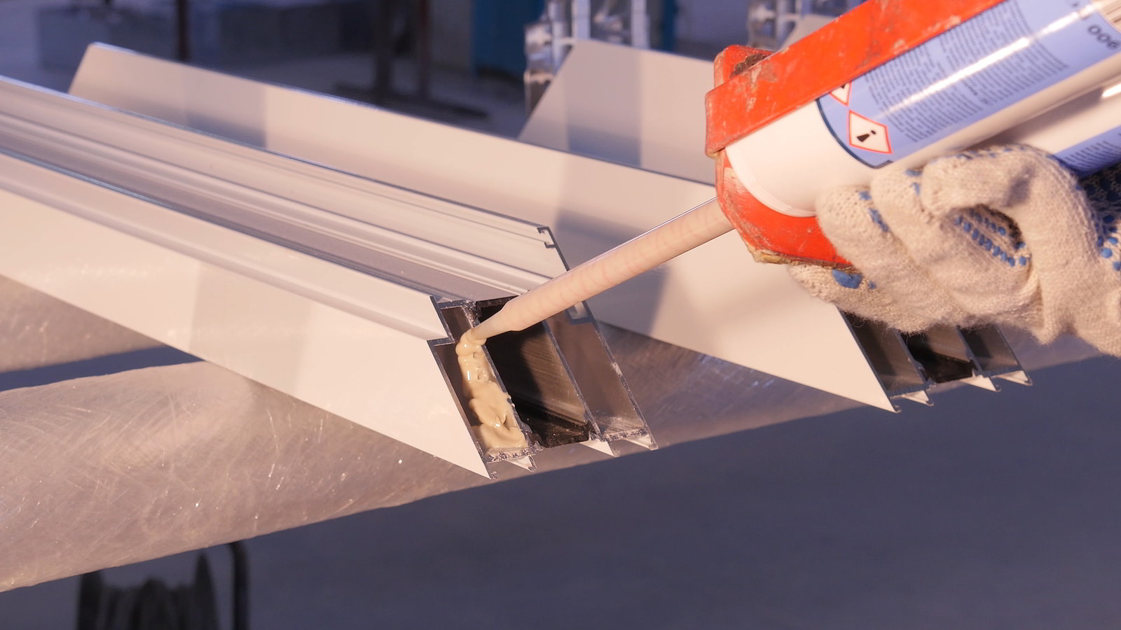 How to Choose Industrial Adhesives and Sealants for Manufacturing Facility Use